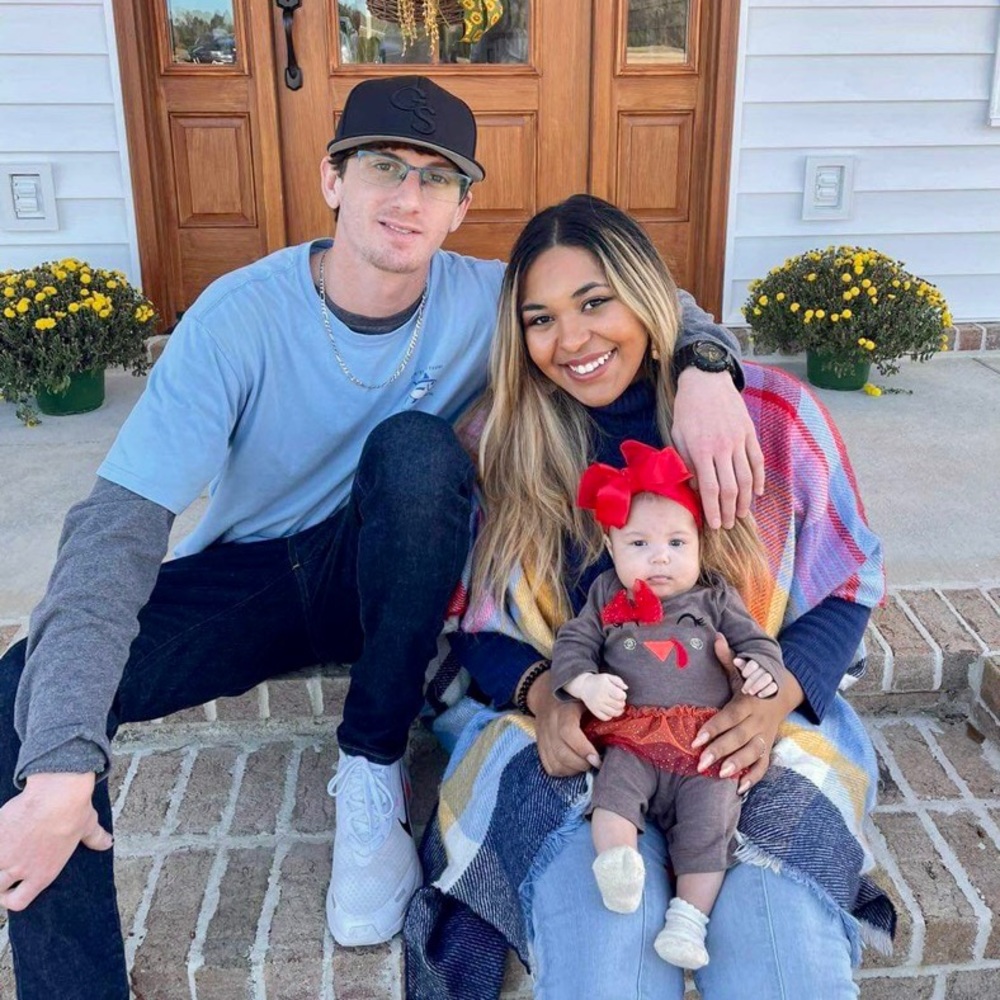 Meet your Posher, Alicia